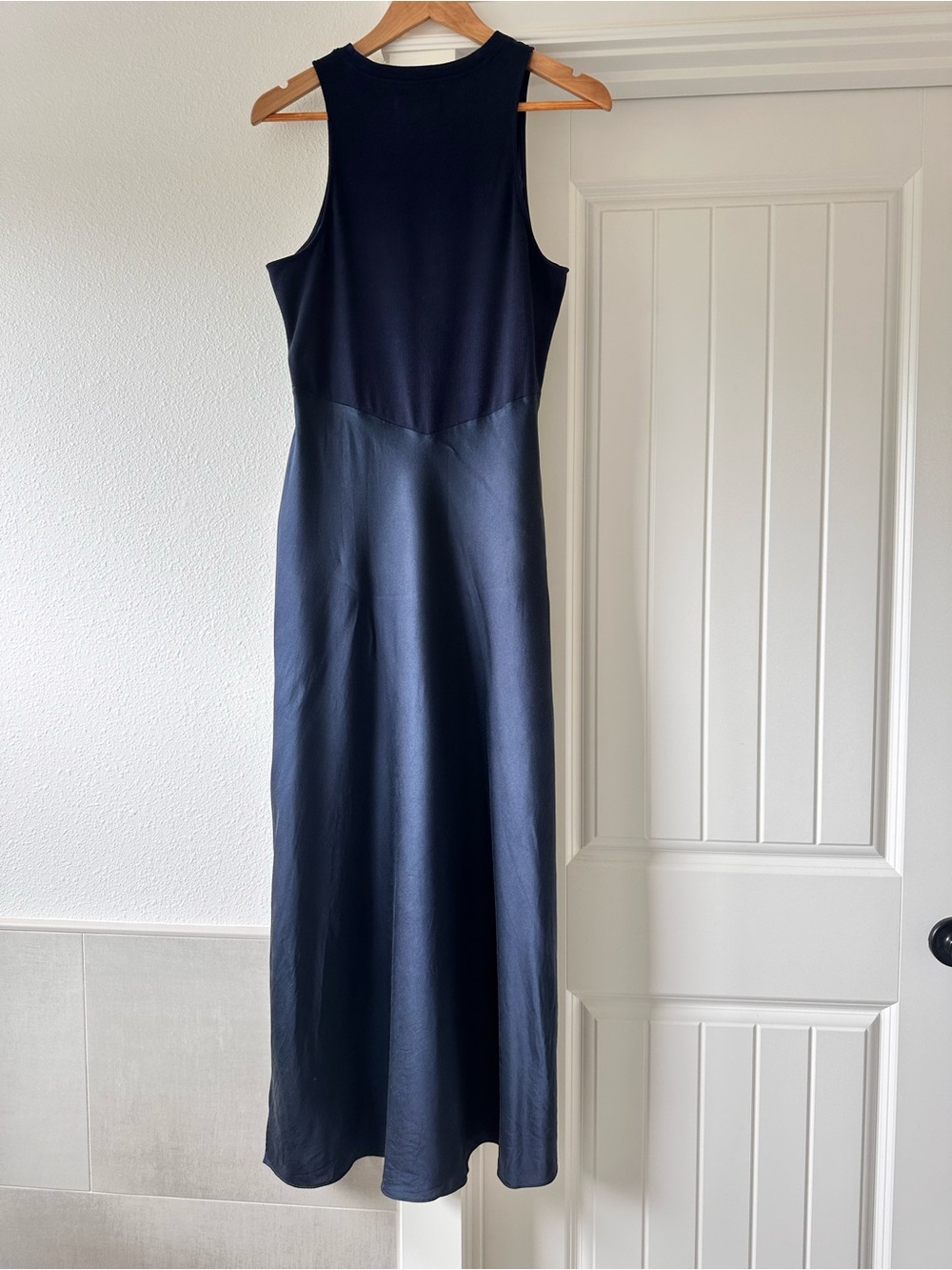 FRAME Women's Washable Silk Bias Midi/Maxi Dress SZ L - Picture 5 of 9